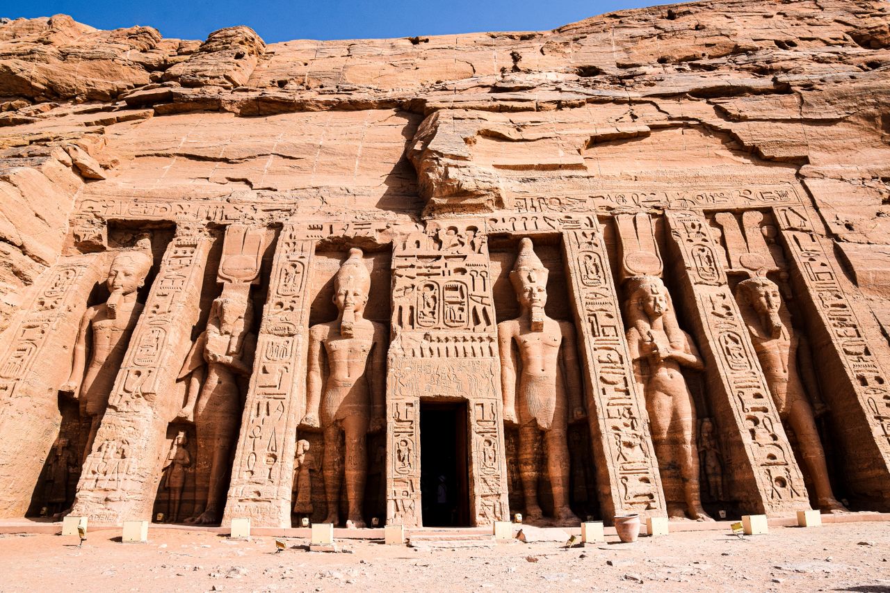 Best eSIM Egypt for ravel - photo of ancient Egyptian ruins