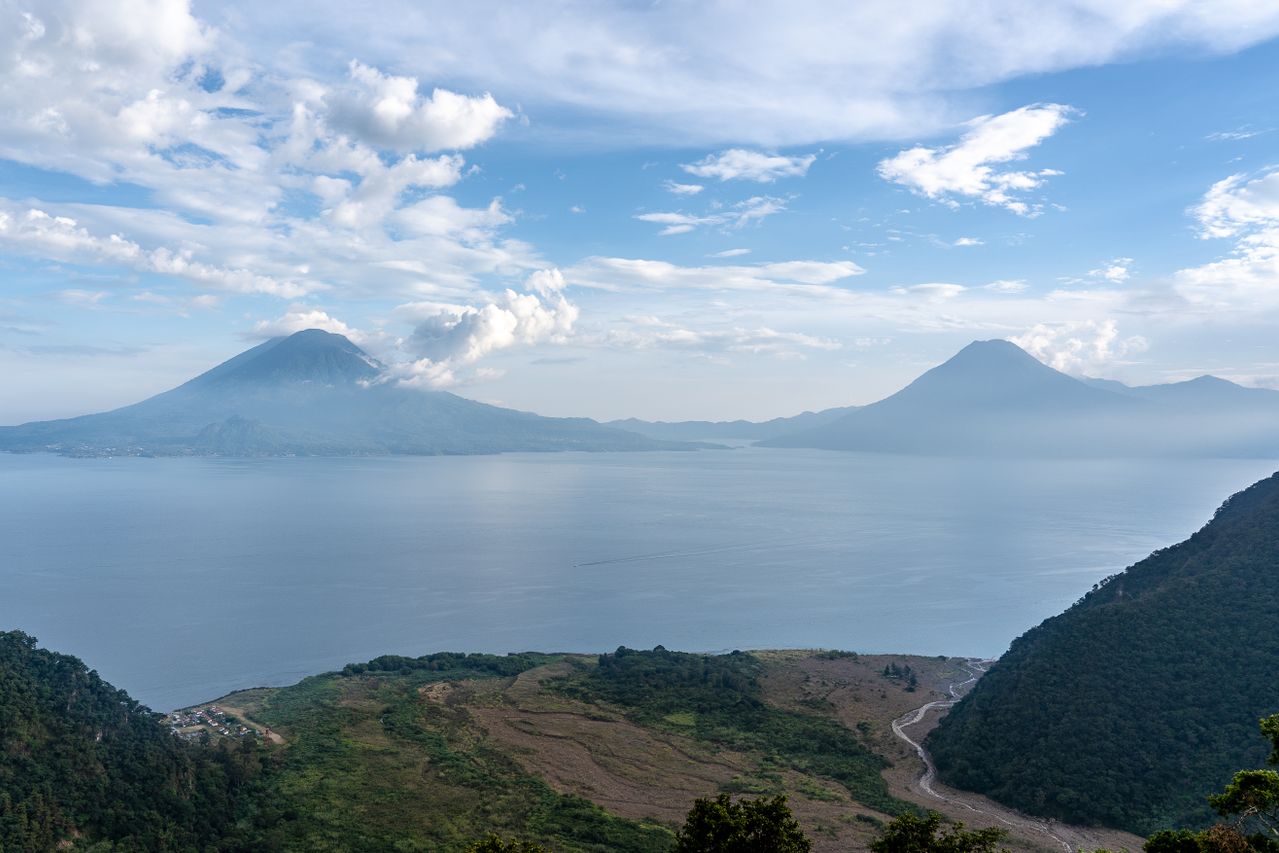 Guatemala esim plans for travel - photo of Guatemala volcanos and ocean